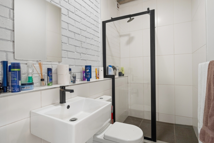 2 Bedroom Property for Sale in Observatory Western Cape